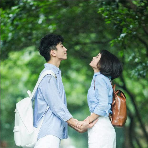 哪些动物可以像狗一样伸出舌头散热？游戏画面